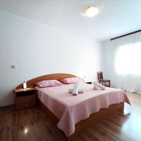 Apartments Jelovac Porec Exterior photo