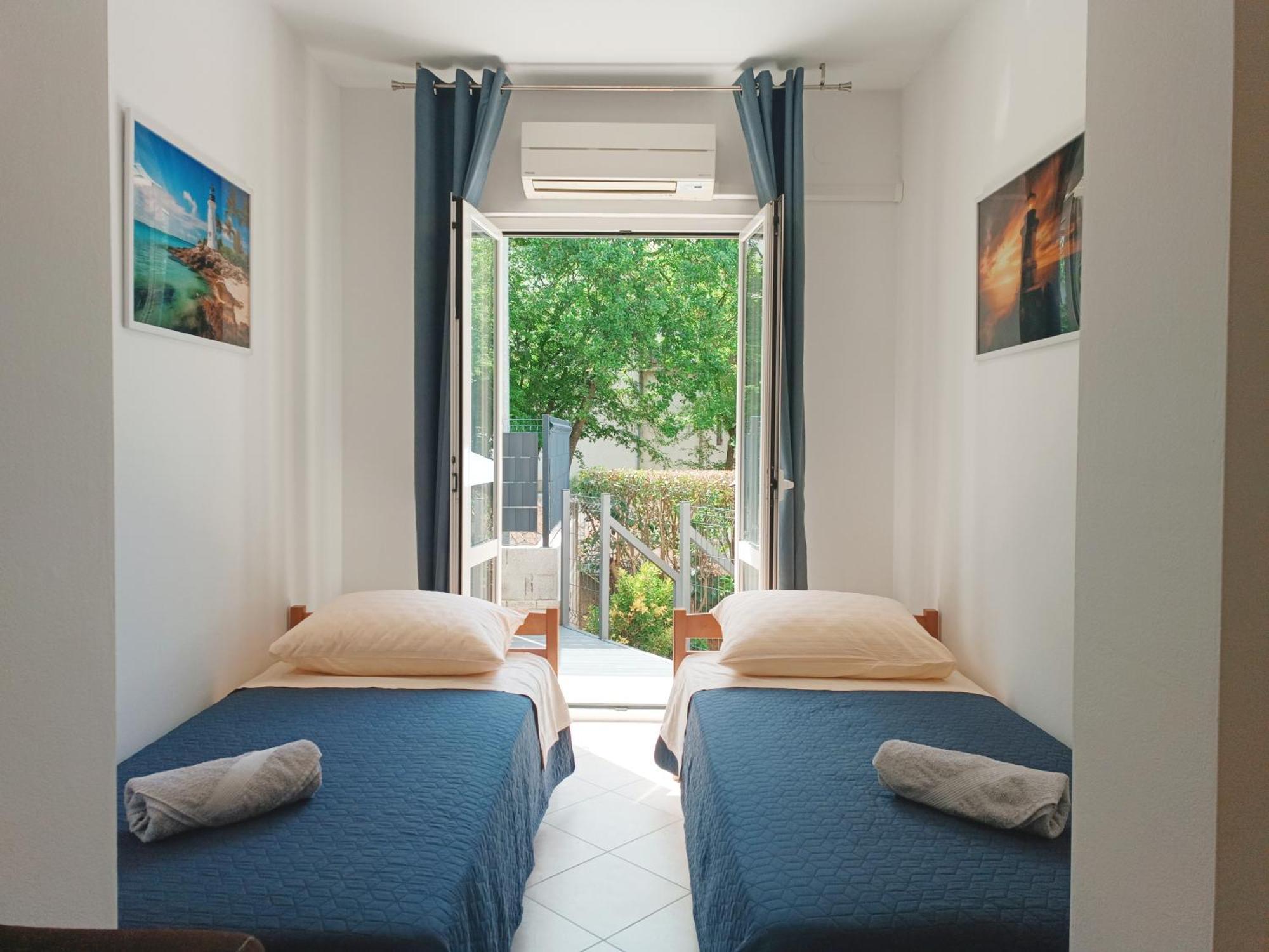Apartments Jelovac Porec Exterior photo